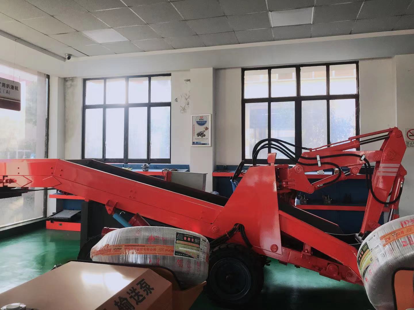 使用帥龍扒渣機(jī)的老司機(jī)是怎么維護(hù)和保養(yǎng)機(jī)器的？